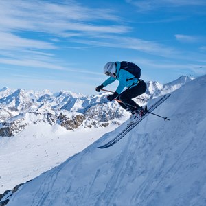 Skitechnik Piste und Gelände